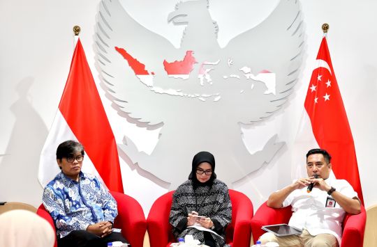 Radikalisme di Era Digital: Tantangan Keluarga dan Respons Hukum di Singapura dan Indonesia