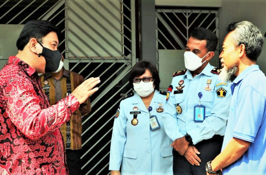 Ketika Napi Teroris Bertemu Staf Khusus Menteri Hukum dan HAM